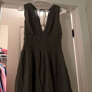 Abercrombie&Fitch Olive Smocked Waist V-Neck Women’s Dress